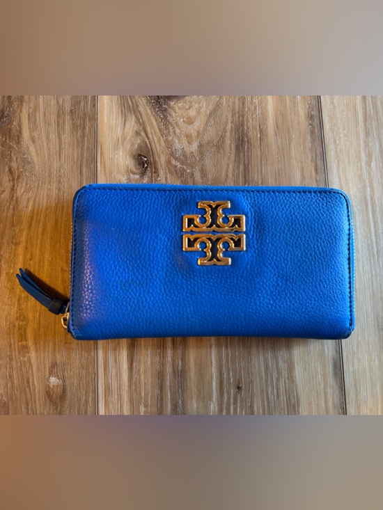 Tory Burch Handbags - Tory Burch Britten Blue Pebbled Leather Zip Around Continental Wallet